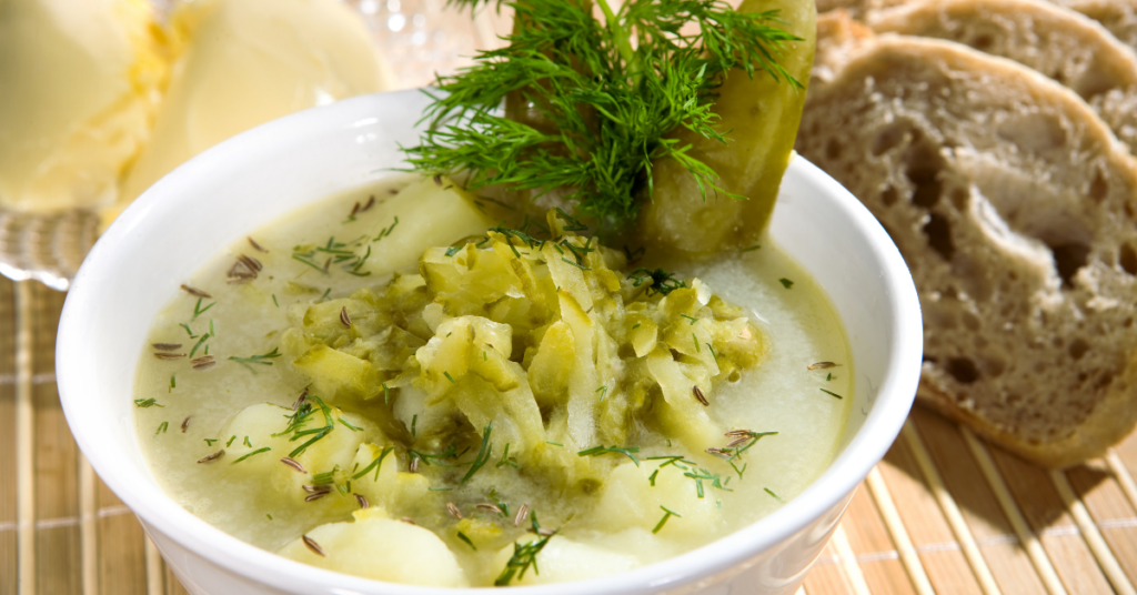 zupa z przecieru ogórkowego